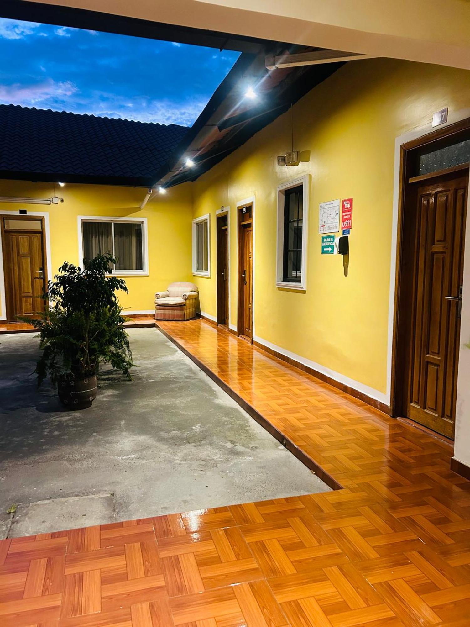 Accel Hotel La Quinta Ibarra Kültér fotó
